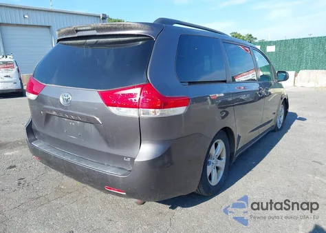 2011 Toyota Sienna Le V6 из США, поврежденный, VIN 5TDKK3DC0BS055136